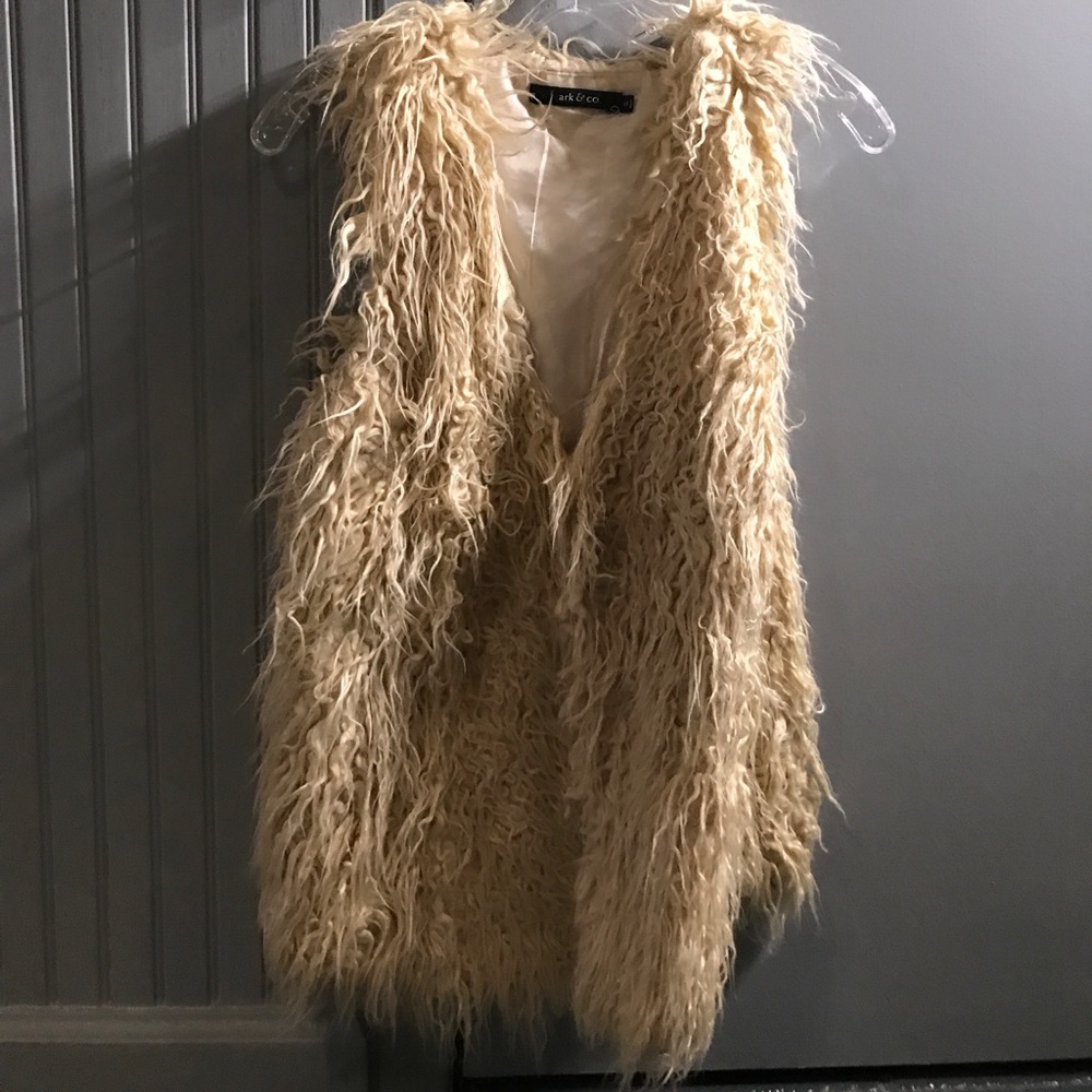 Cream fake fur vest